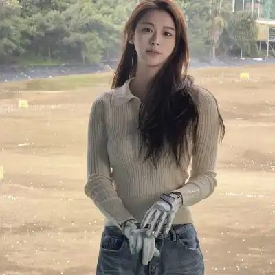 董英